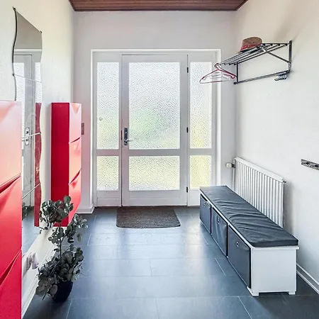 4 Bedroom Cozy In