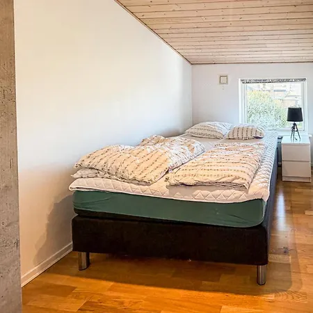 度假居 4 Bedroom Cozy In